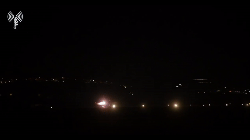 N&Oacute;NG: Israel tấn c&ocirc;ng Iran, nhiều tư lệnh cấp cao thiệt mạng - Iran ph&oacute;ng ngay 100 UAV đ&aacute;p trả - Ảnh 1.