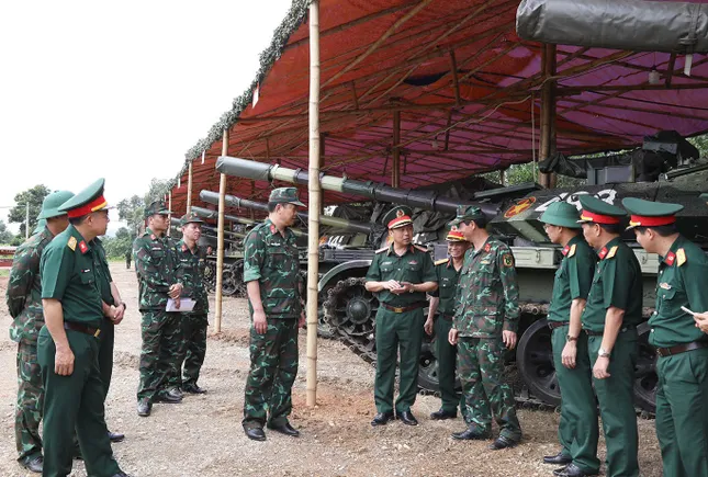 Bắt ông trùm buôn lậu hàng giả tại thanh hóa , làm rõ hành vi vi phạm pháp luật - Ảnh 2. Bắt ông trùm buôn lậu hàng giả tại thanh hóa , làm rõ hành vi vi phạm pháp luật - Ảnh 2.