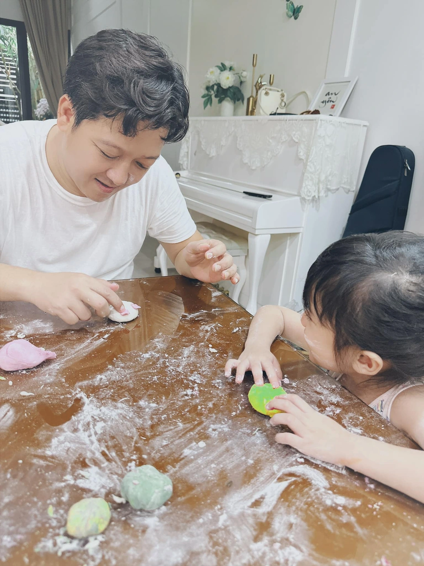 Nam nghệ sĩ sở hữu hàng loạt biệt thự, villa từ Đồng Nai đến Đà Lạt, Phú Quốc, chiều vợ như bà hoàng - Ảnh 12.