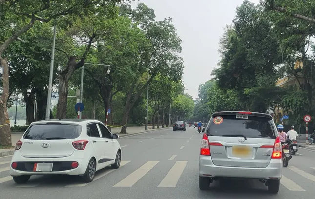 Bộ Công an đề xuất lắp camera xe kinh doanh dưới 8 chỗ để đảm bảo an toàn giao thông - Ảnh 2.