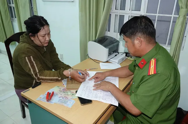 Người phụ nữ cướp giật vé số: Hàng chục vụ việc tại Bình Thuận - Ảnh 2.