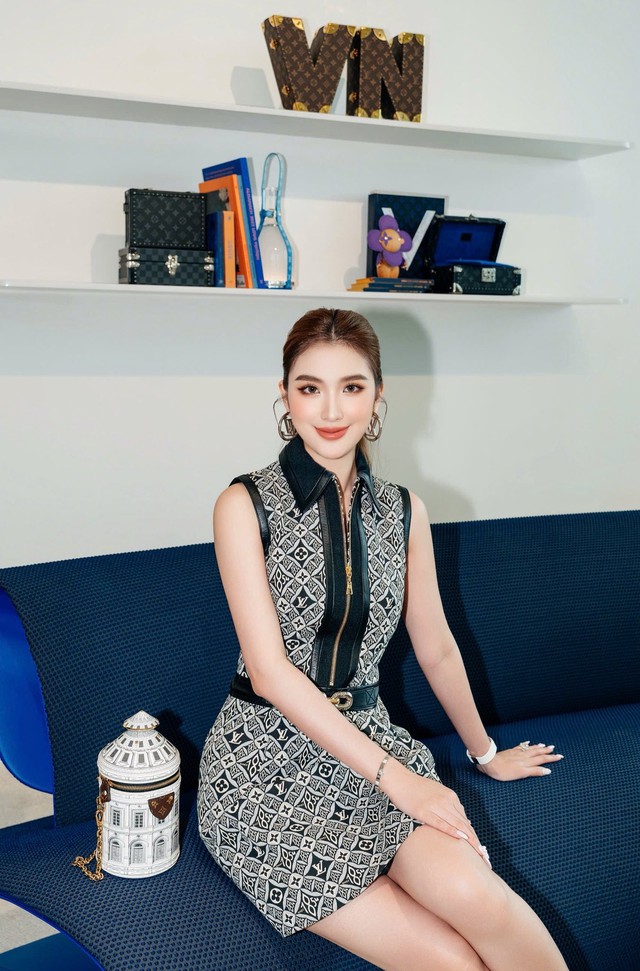 Cuộc sống kín tiếng, chuẩn thượng lưu của Ngọc Loan - mỹ nhân có khuôn mặt đẹp nhất The Face mùa đầu- Ảnh 2. Cuộc sống kín tiếng, chuẩn thượng lưu của Ngọc Loan - mỹ nhân có khuôn mặt đẹp nhất The Face mùa đầu- Ảnh 2.