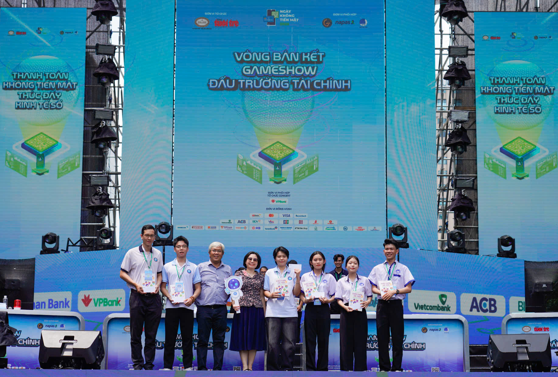 Đấu trường tài chính - Ảnh 12.