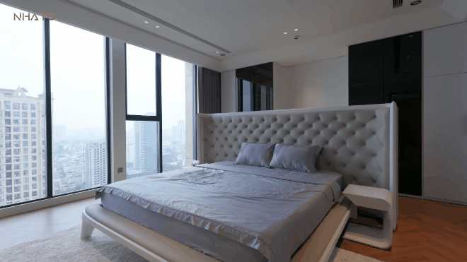 Penthouse 80 tỷ đồng giữa lòng Hà Nội của ông nội tặng cháu gái 4 tuổi, 1 món đồ chơi cũng 50 triệu - Ảnh 15.