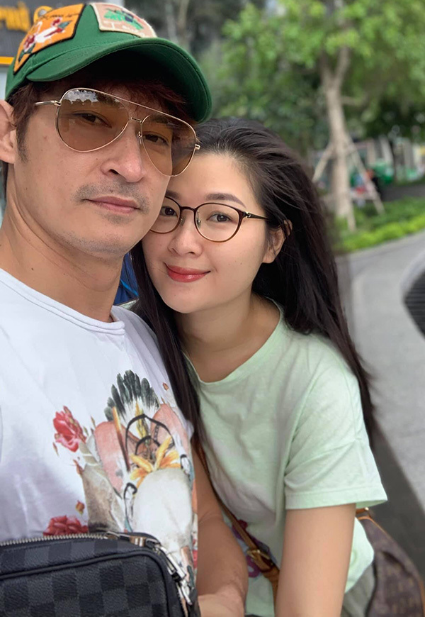Huy Khánh nói 1 câu rõ thái độ giữa lúc gây bàn tán vì hội ngộ tình tứ với vợ cũ Á hậu- Ảnh 5. Huy Khánh nói 1 câu rõ thái độ giữa lúc gây bàn tán vì hội ngộ tình tứ với vợ cũ Á hậu- Ảnh 5.