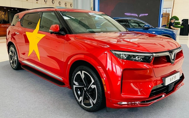 Tỷ phú Phạm Nhật Vượng lần đầu mở cuộc thi cực chất: Tổng giải thưởng hơn 672 triệu đồng, tặng cả VinFast VF 3- Ảnh 1.