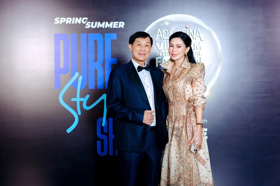 Những ông bố "đỉnh nóc kịch trần" gây dựng nên nền tảng "khủng" từ hai bàn tay trắng, tạo ra cả một thế hệ kế thừa tài năng khiến người ta ngưỡng mộ - Ảnh 10.