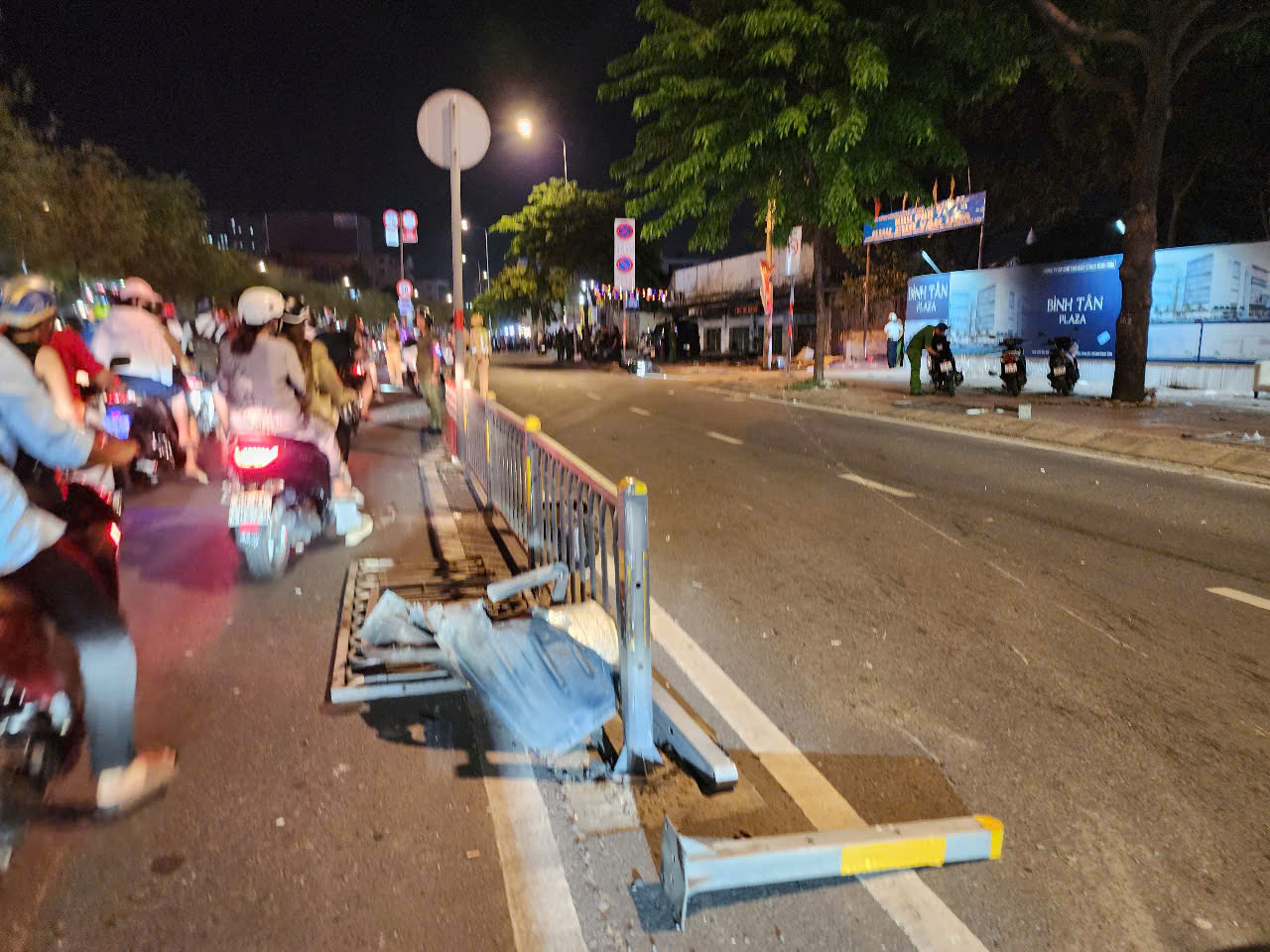 Chủ xe Jeep n&oacute;i g&igrave; Về tai nạn khiến 2 người chết ở TP HCM? - Ảnh 2.