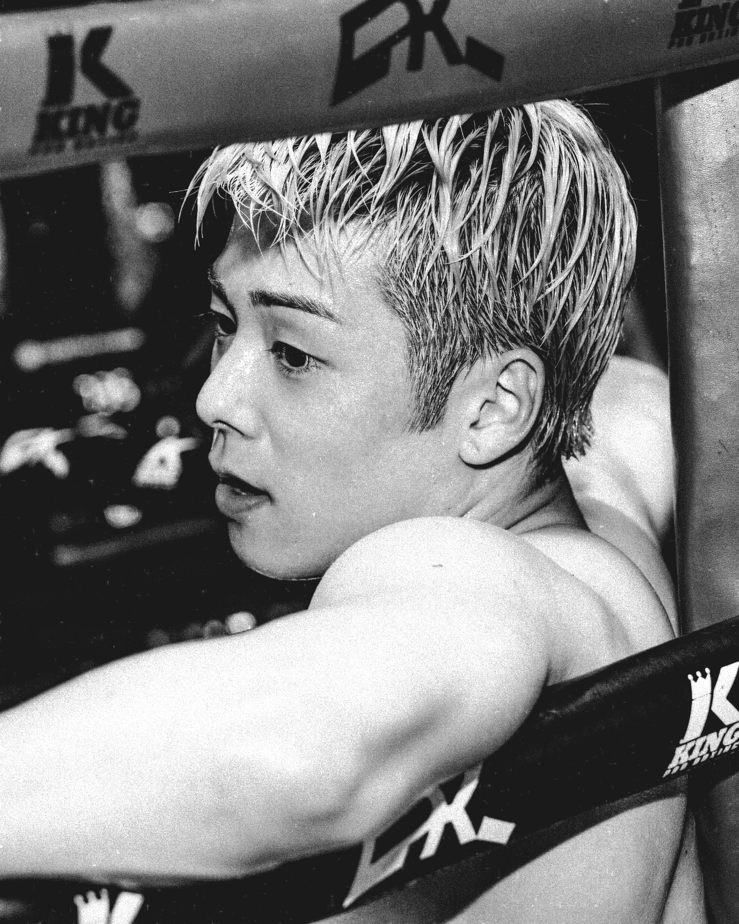 Võ sĩ MMA cứ lên sàn là thua te tua nhưng vẫn hút hơn 4 triệu fan nhờ... gương mặt giống Park Bo Gum- Ảnh 5. Võ sĩ MMA cứ lên sàn là thua te tua nhưng vẫn hút hơn 4 triệu fan nhờ... gương mặt giống Park Bo Gum- Ảnh 5.