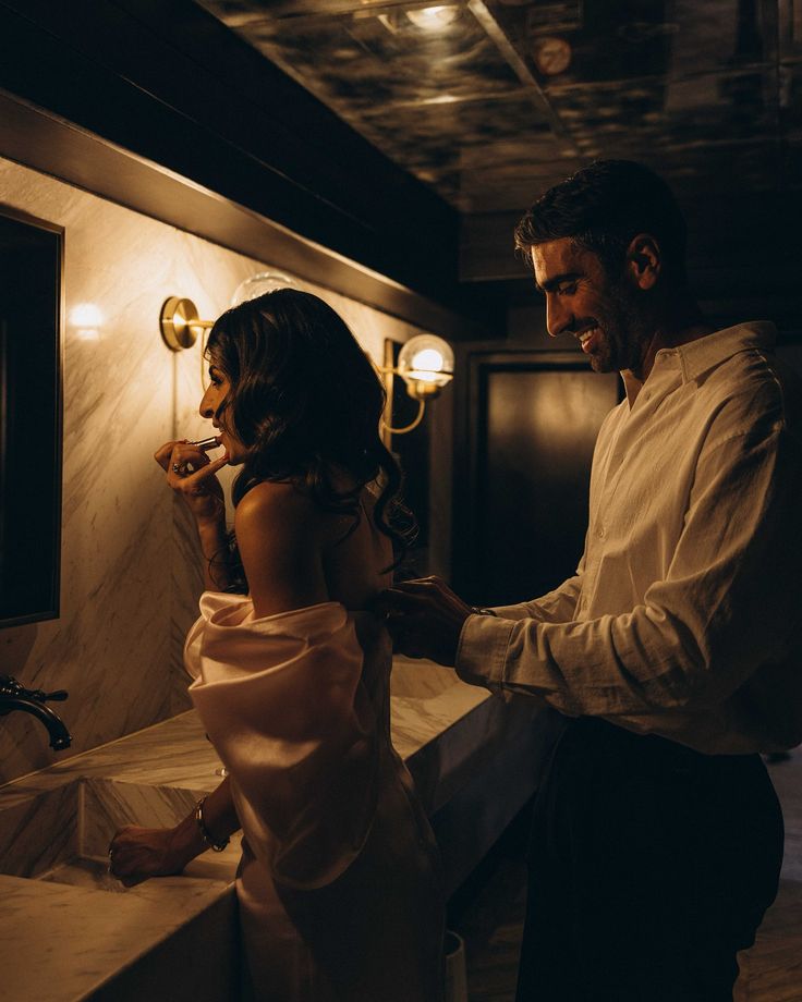 Xem ''Sex Life'' l&uacute;c chồng đang ngủ, t&ocirc;i chợt nhận ra: C&oacute; kiểu phản bội kh&ocirc;ng nằm tr&ecirc;n giường- Ảnh 1.