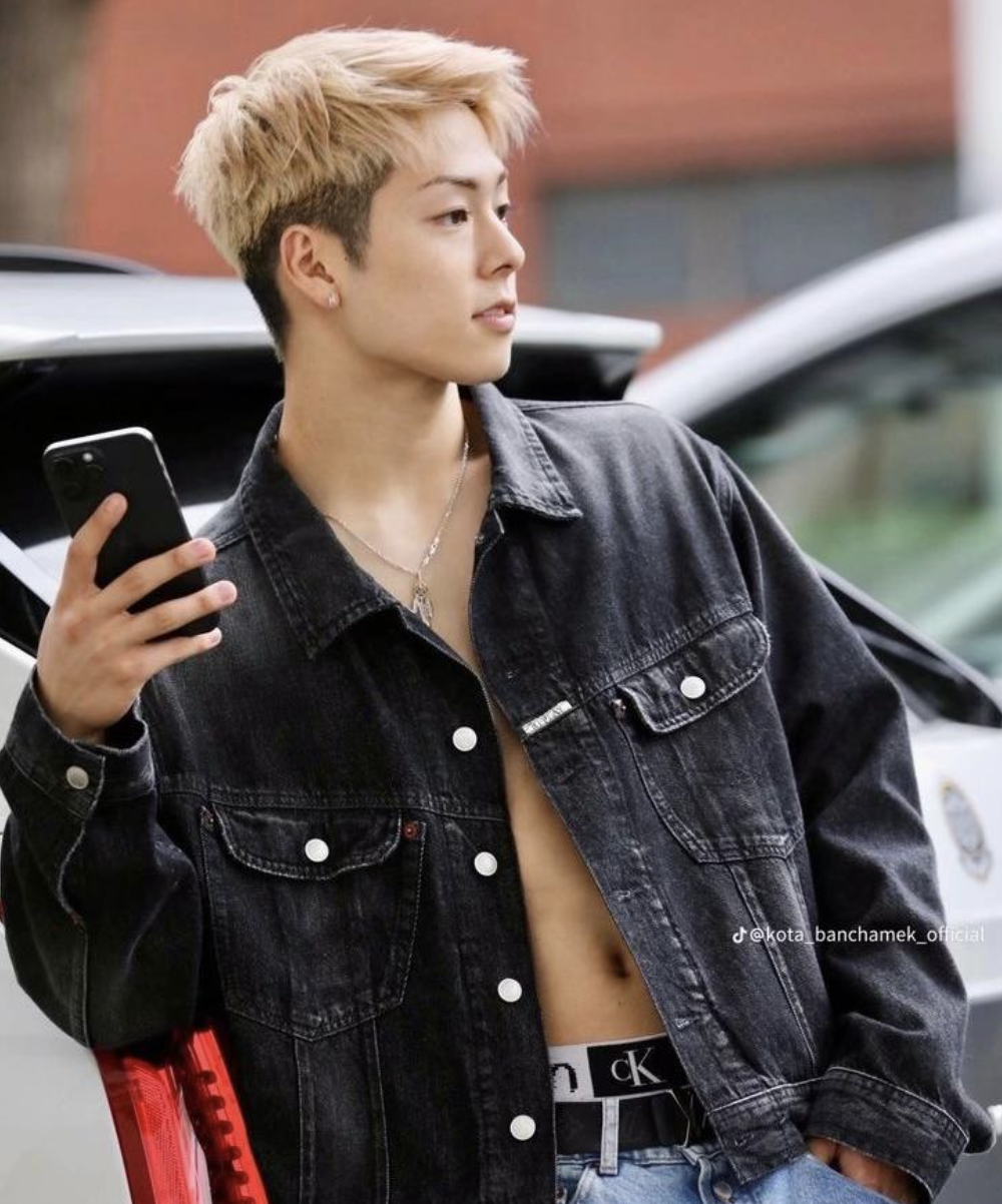 Võ sĩ MMA cứ lên sàn là thua te tua nhưng vẫn hút hơn 4 triệu fan nhờ... gương mặt giống Park Bo Gum- Ảnh 8. Võ sĩ MMA cứ lên sàn là thua te tua nhưng vẫn hút hơn 4 triệu fan nhờ... gương mặt giống Park Bo Gum- Ảnh 8.