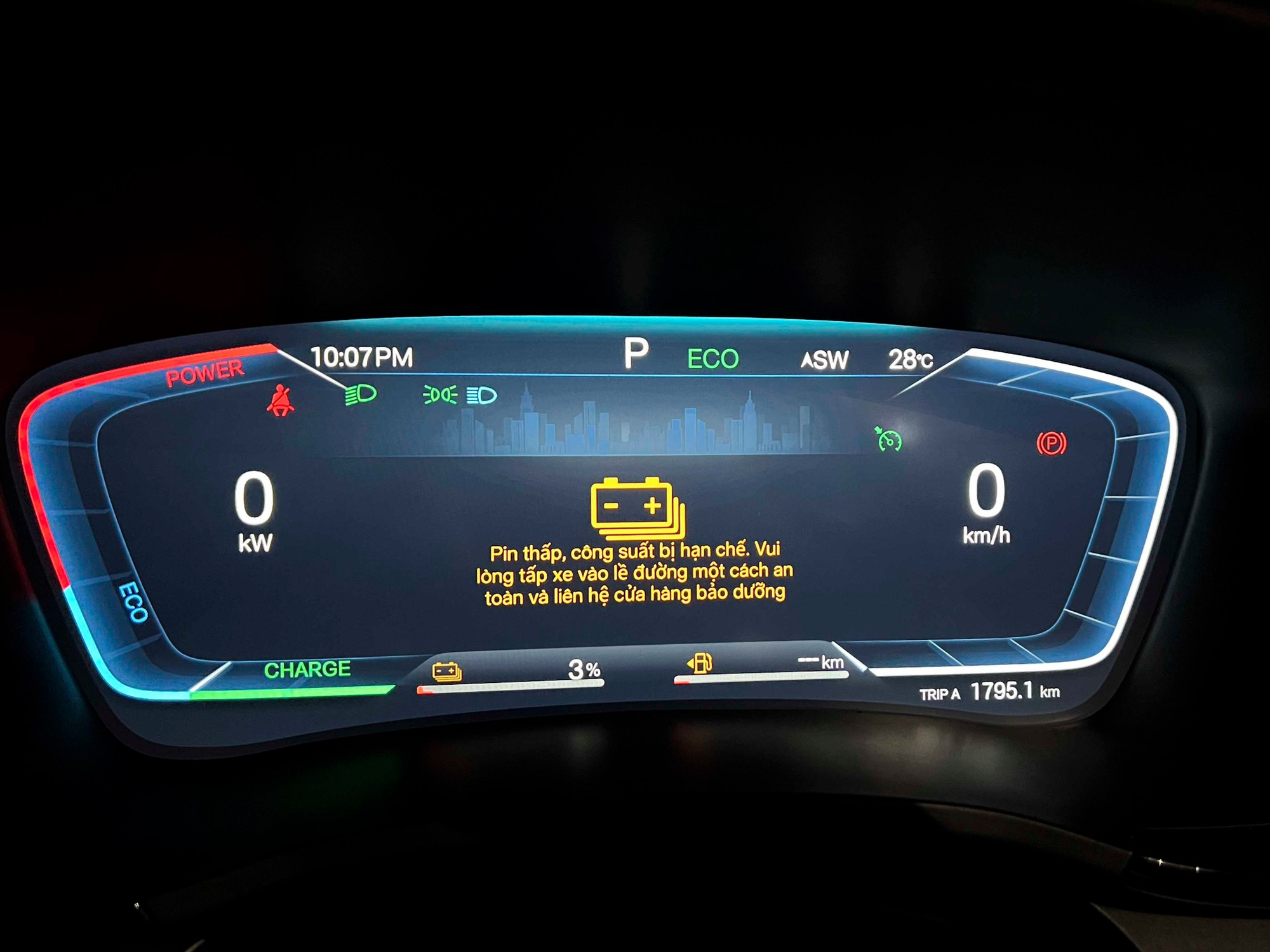 Ở Việt Nam có xe to hơn CX-5 đi 1.800 km liên tục không cần tiếp nhiên liệu: Của hãng nào, giá bao nhiêu?- Ảnh 1.