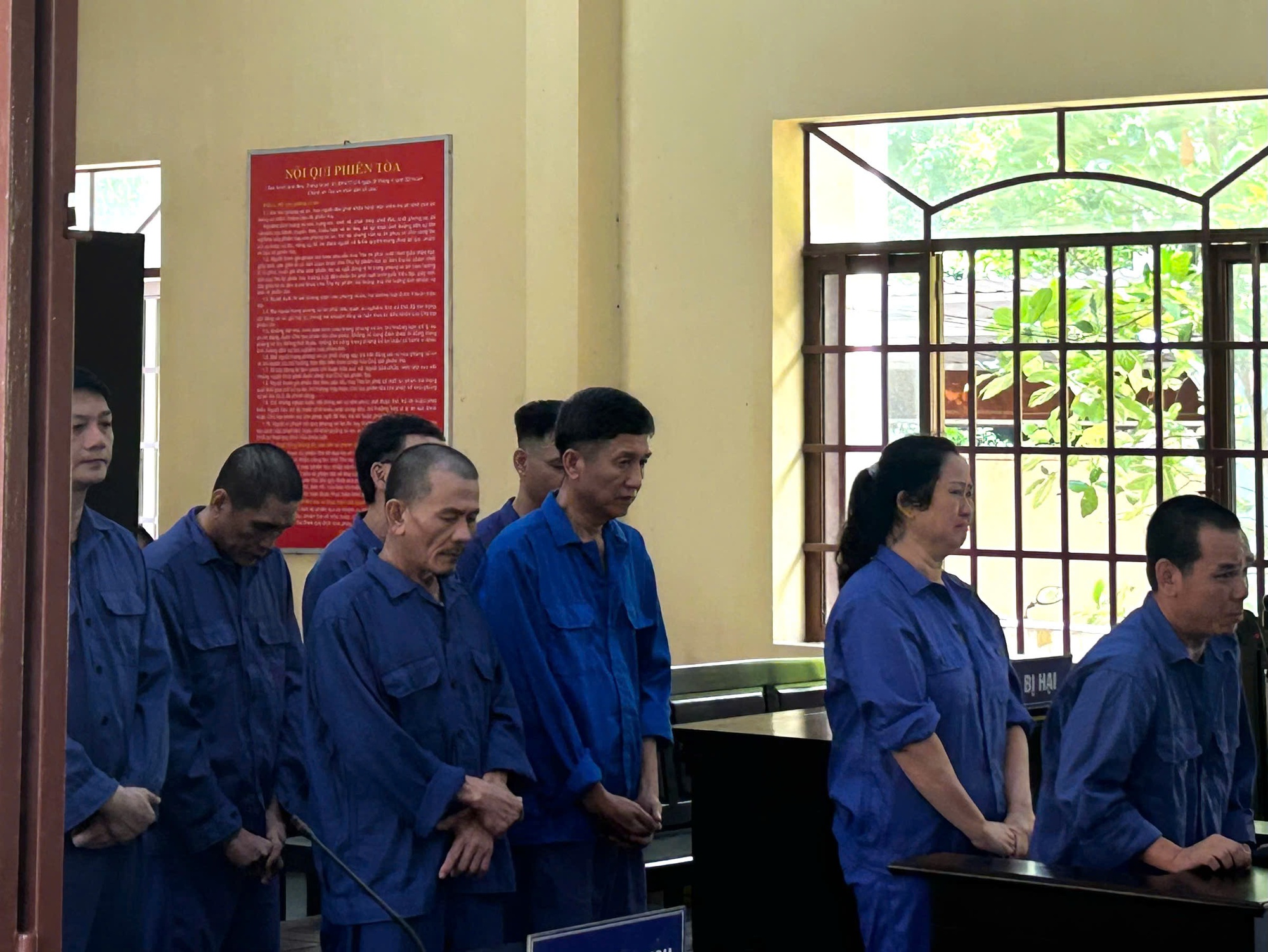 Vợ thuê nhà đánh bạc, cựu công an từ khuyên răn đến… nhập cuộc- Ảnh 1.