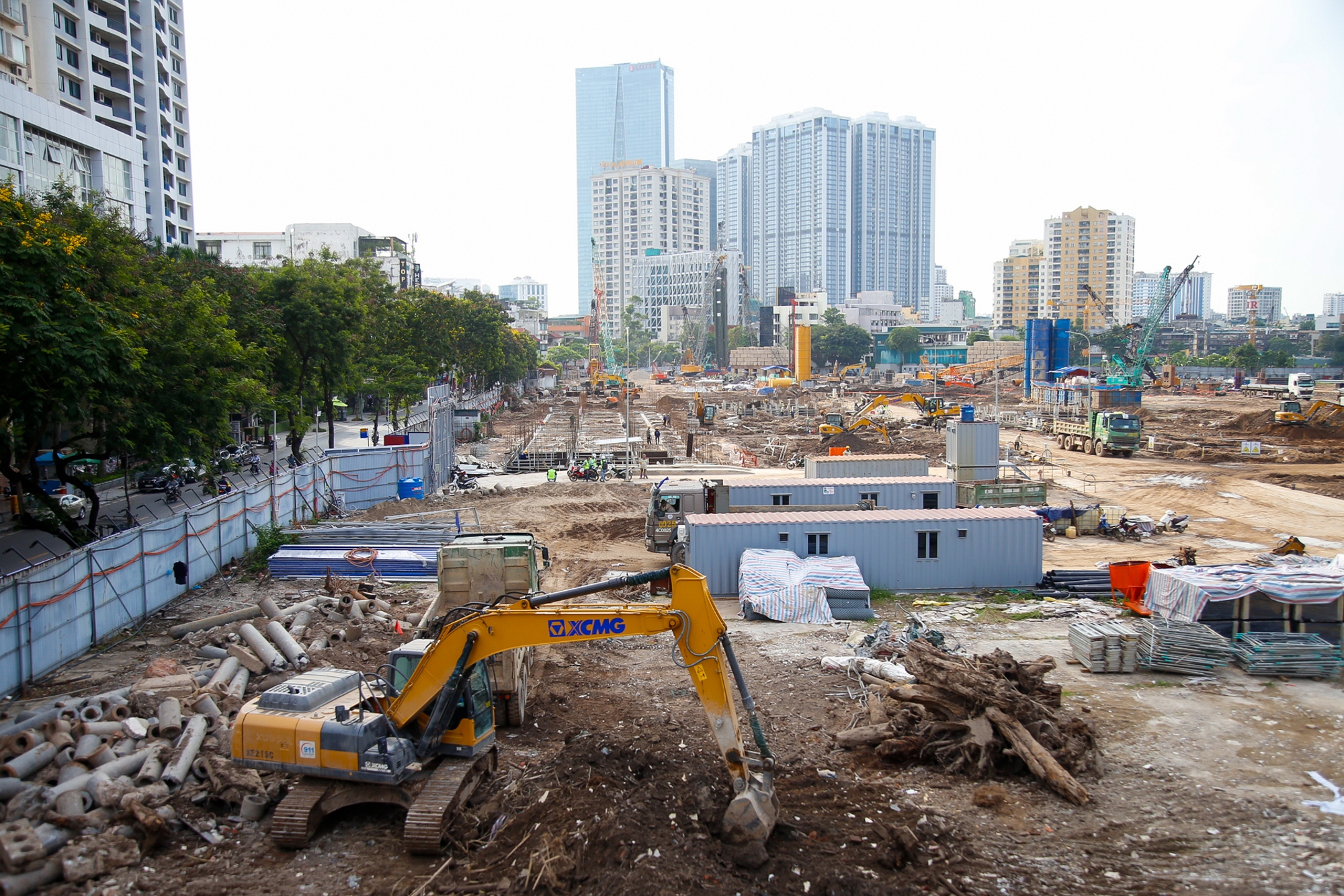 Toàn cảnh công trường dự án 17.000 tỷ của Vinhomes: Nằm cách hồ Gươm chỉ 4 km, ôm trọn hồ rộng 6 ha- Ảnh 6.