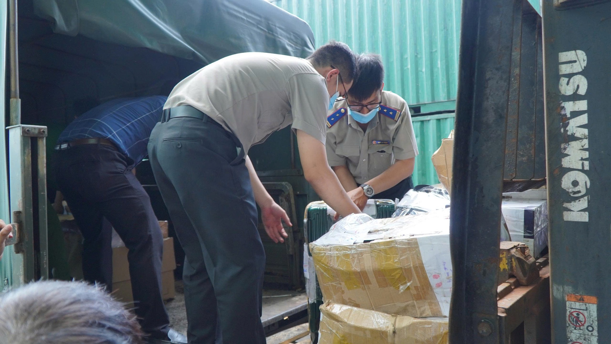 TP HCM Ti&ecirc;u hủy hơn 500 kg ma t&uacute;y trong chiến dịch chống tội phạm - Ảnh 2.