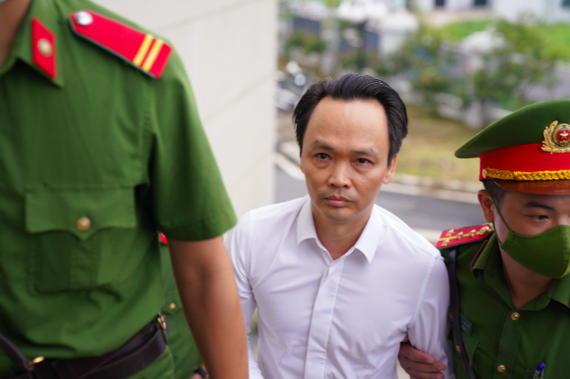 Nộp gần 2,500 tỉ đồng, cựu chủ tịch FLC Trịnh Văn Quyết có được giảm án?- Ảnh 1. Nộp gần 2,500 tỉ đồng, cựu chủ tịch FLC Trịnh Văn Quyết có được giảm án?- Ảnh 1.