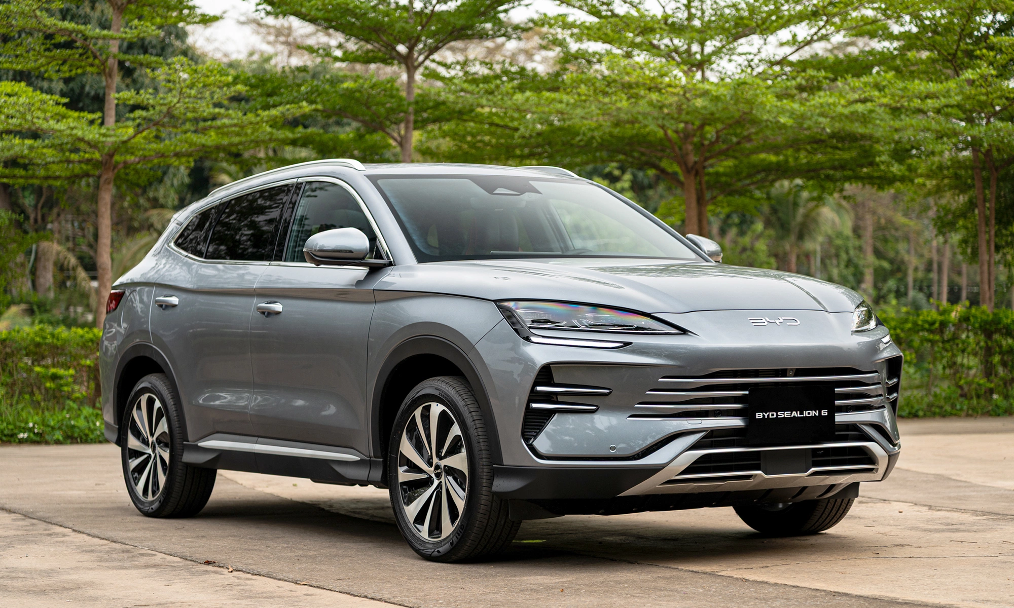 Ở Việt Nam có xe to hơn CX-5 đi 1.800 km liên tục không cần tiếp nhiên liệu: Của hãng nào, giá bao nhiêu?- Ảnh 6.