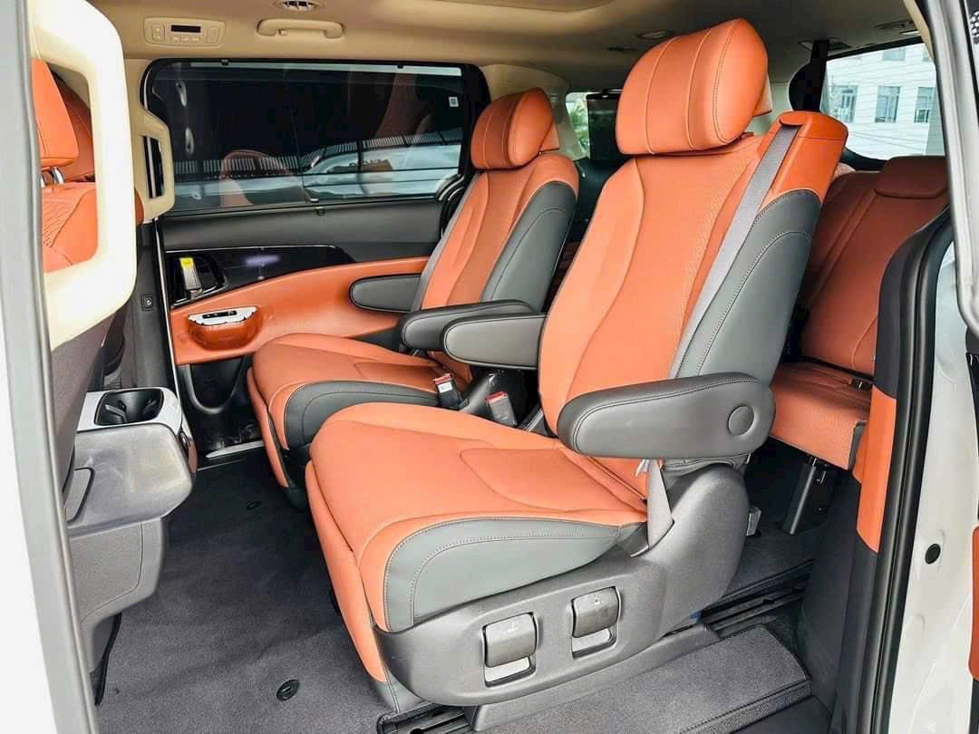Kia Carnival bản xăng cao nhất giảm tới 210 triệu đồng tại đại lý, giá thực tế còn 1,549 tỷ đồng nhưng phải đánh đổi 1 thứ - Ảnh 7.
