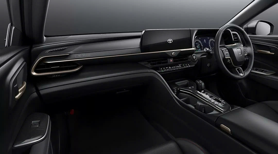 'Xe chủ tịch' Toyota Crown có bản đặc biệt: Giá quy đổi từ 1,6 tỷ đồng nhưng muốn mua chưa chắc bạn đã mua được - Ảnh 4.