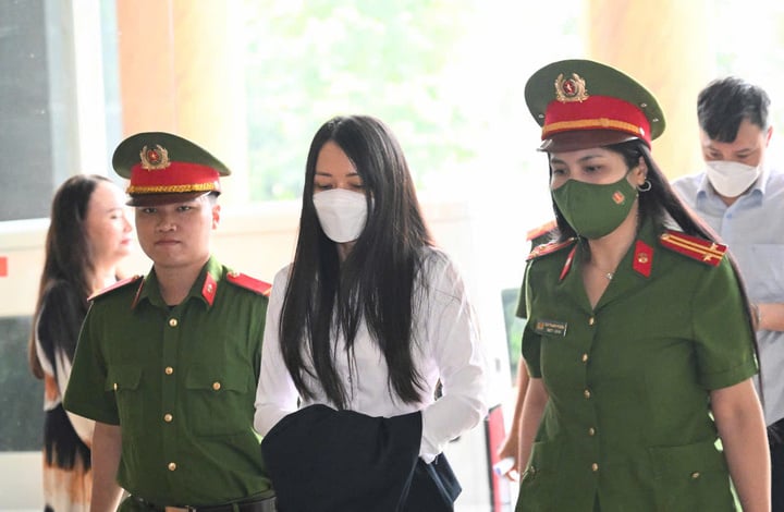 Cựu Chủ tịch FLC Trịnh Văn Quyết xin xử vắng mặt v&igrave; sức khỏe yếu - Ảnh 1.