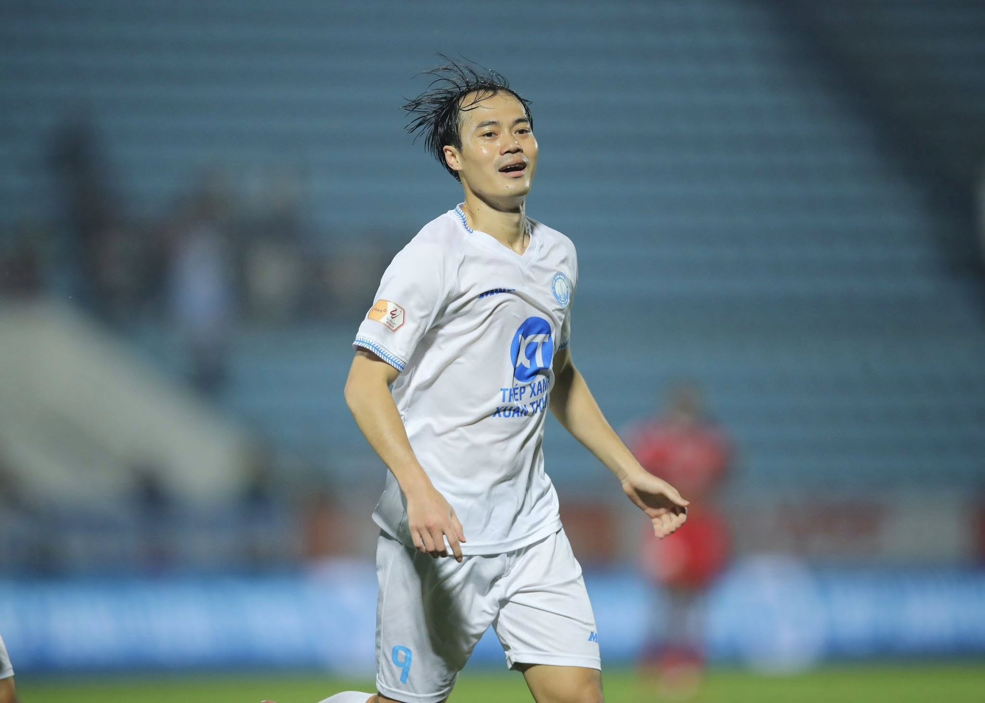 Văn Toàn 2 lần liên tiếp vô địch V.League cùng CLB Nam Định