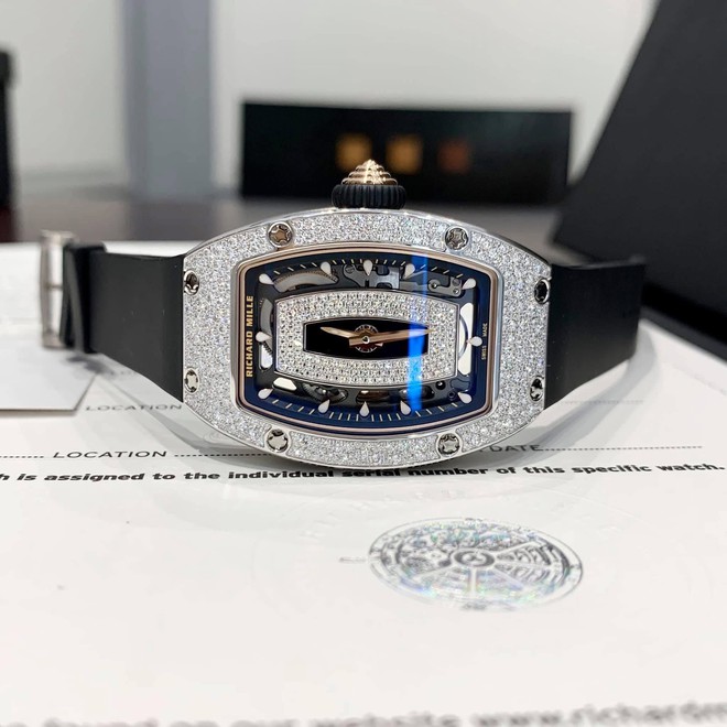 Gọi l&aacute;i xe ri&ecirc;ng l&agrave; 