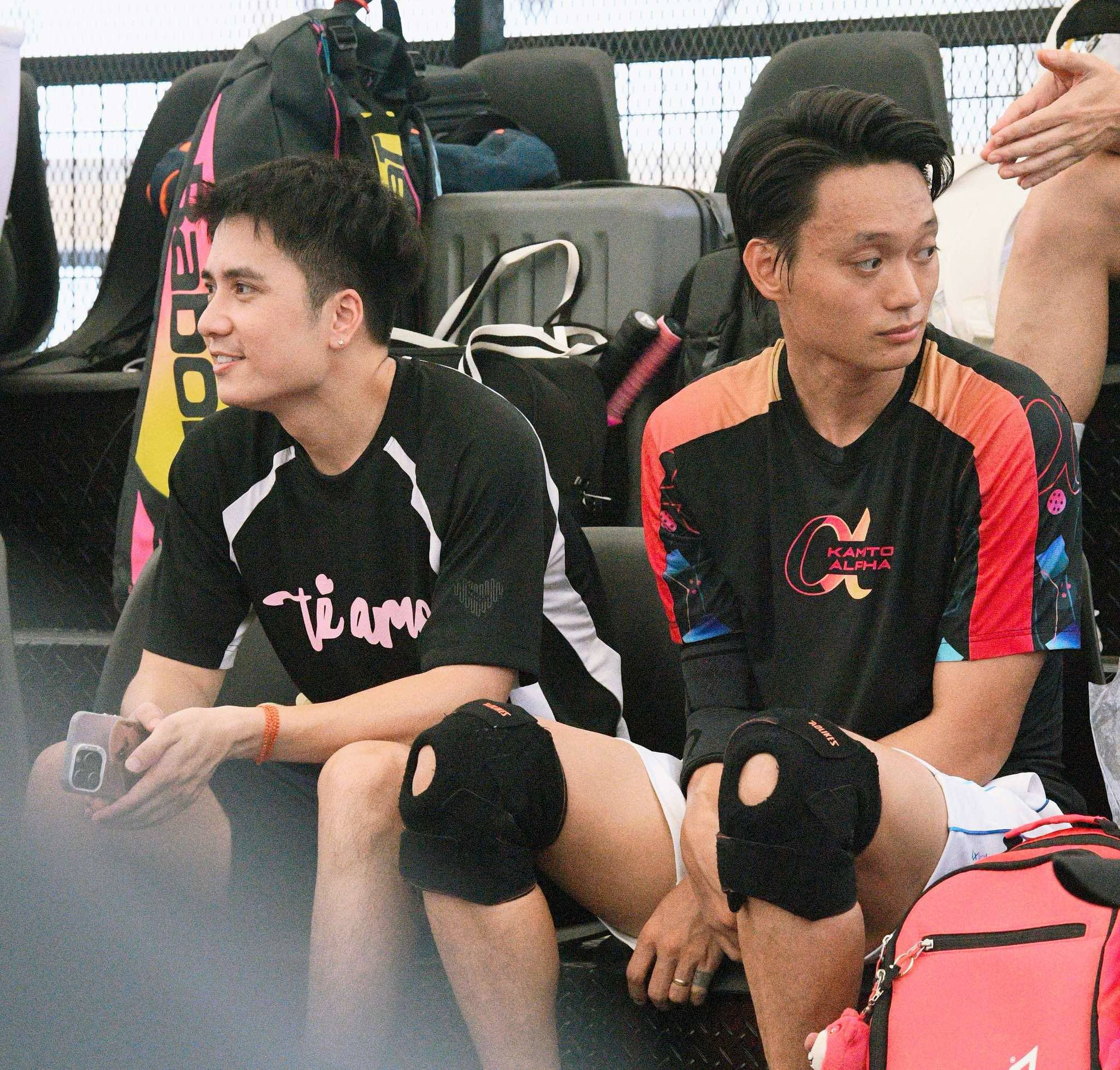 Tóm nguyên dàn anh trai Tự Long, Tuấn Hưng thi đấu pickleball nảy lửa- Ảnh 5.
