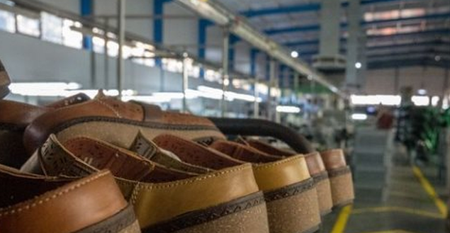 Mỹ dốc hầu bao hơn 3 tỷ USD mua một mặt hàng từ Việt Nam: Nước ta đã ‘chốt đơn’ với 150 quốc gia, cạnh tranh với Trung Quốc vị trí dẫn đầu thế giới - Ảnh 1.