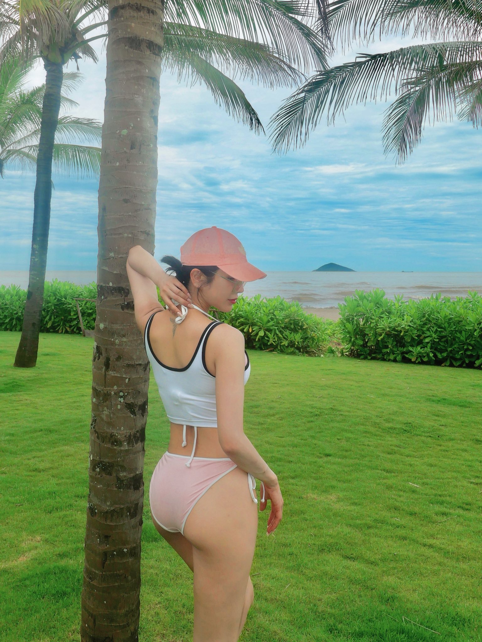 Diệp L&acirc;m Anh body n&oacute;ng bỏng, sinh đẻ 2 lần cũng như kh&ocirc;ng nhờ đều đặn tr&aacute;nh xa 3 m&oacute;n, hạn chế 1 thứ người Việt h&ocirc;m n&agrave;o cũng ăn- Ảnh 3.