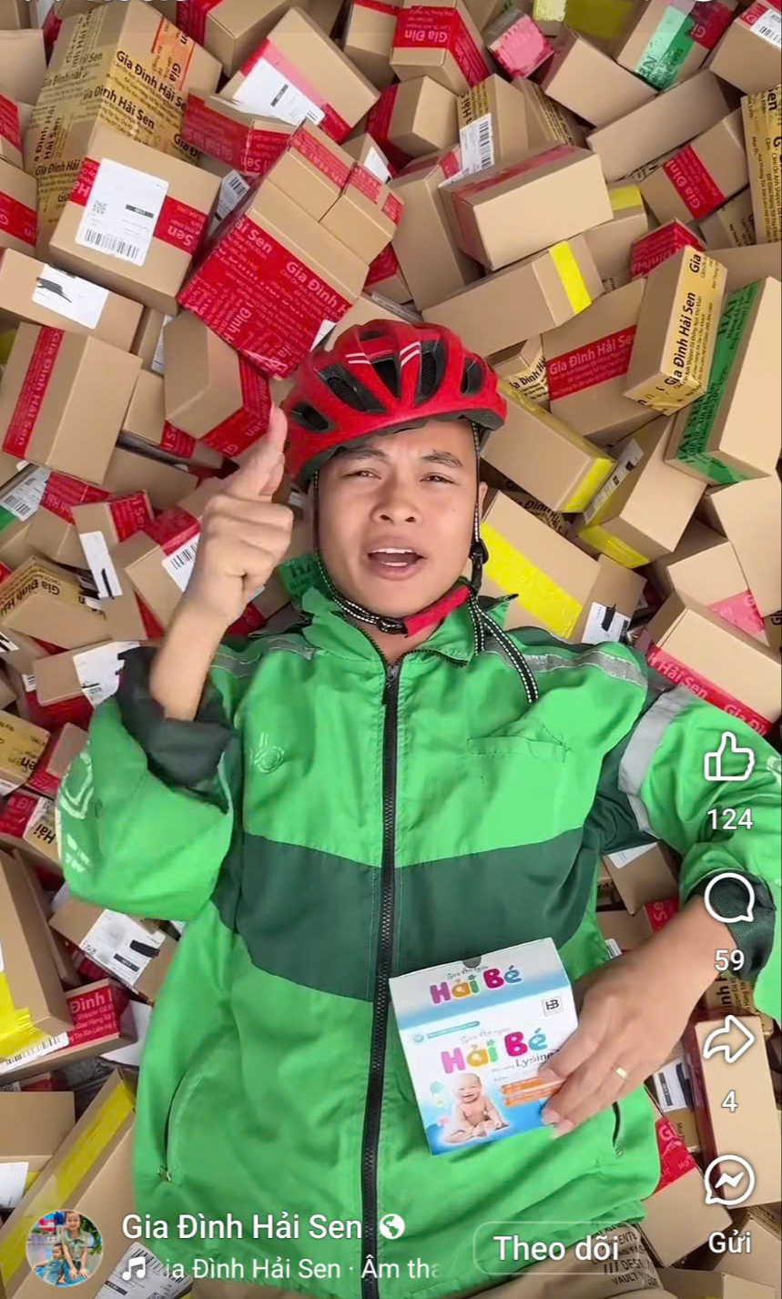 "Gia đình Hải Sen" thu về hàng chục tỉ đồng từ bán siro ăn ngon- Ảnh 1. "Gia đình Hải Sen" thu về hàng chục tỉ đồng từ bán siro ăn ngon- Ảnh 1.