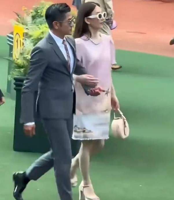 Tài tử xứ Cảng Thơm: Quách Phú Thành "lên chức" ở tuổi 60- Ảnh 3.