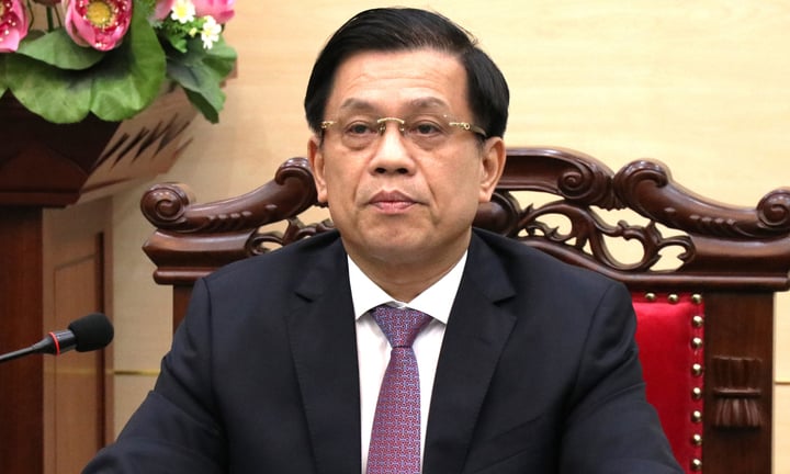 Tạm đình chỉ công tác Thứ trưởng Bộ Nội vụ Nguyễn Bá Hoan do vi phạm quy định - Ảnh 1. Tạm đình chỉ công tác Thứ trưởng Bộ Nội vụ Nguyễn Bá Hoan do vi phạm quy định - Ảnh 1.