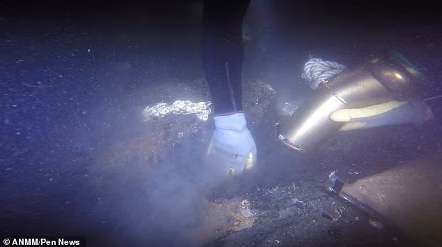 Tìm thấy xác tàu HMB Endeavour - bí ẩn lịch sử được giải mã tại Rhode Island - Ảnh 9.