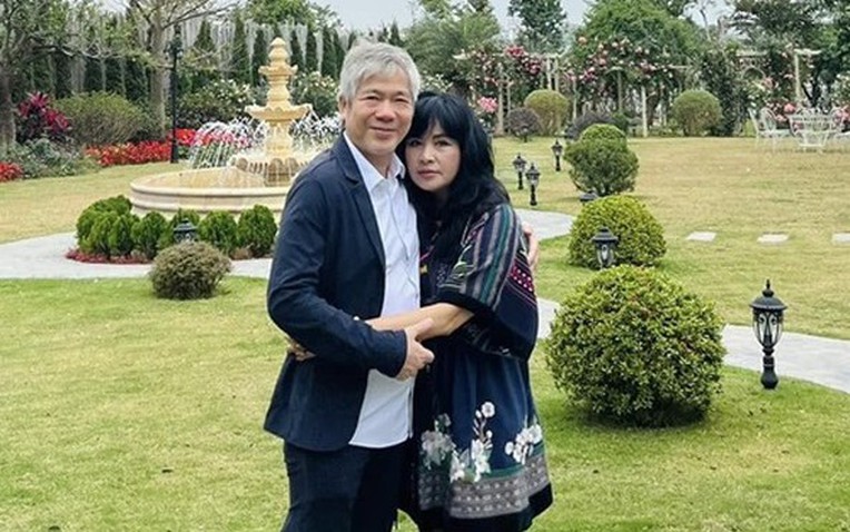 Nữ NSND nổi tiếng cả nước sắp làm đám cưới ở tuổi 56: Yêu mãnh liệt, ngày càng trẻ đẹp - Ảnh 1. Nữ NSND nổi tiếng cả nước sắp làm đám cưới ở tuổi 56: Yêu mãnh liệt, ngày càng trẻ đẹp - Ảnh 1.
