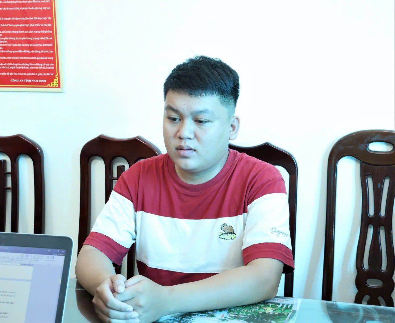 Nhận được 118 triệu đồng chuyển vào tài khoản ngân hàng, thanh niên 2005 làm điều này và bị công an tiến hành bắt giữ- Ảnh 1. Nhận được 118 triệu đồng chuyển vào tài khoản ngân hàng, thanh niên 2005 làm điều này và bị công an tiến hành bắt giữ- Ảnh 1.