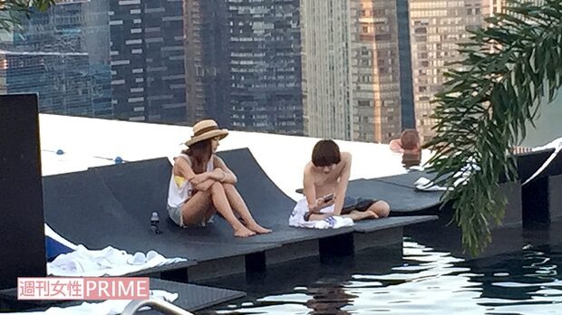 Vụ nữ diễn viên phim 18+ bị điều tra: Thêm nam ca sĩ 9X bị khui "vui vẻ" tại Singapore - Ảnh 4. Vụ nữ diễn viên phim 18+ bị điều tra: Thêm nam ca sĩ 9X bị khui "vui vẻ" tại Singapore - Ảnh 4.