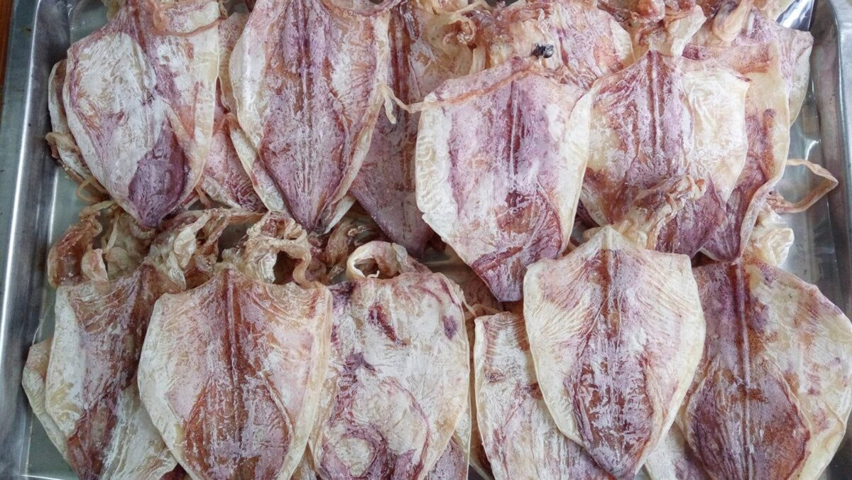 Đứng Trước Mặt Chuyển Khoản Thành Công 500 Triệu Đồng Nhưng Shipper Vẫn Không Cho Nhận Hàng, Cô Gái 23 Tuổi Báo Công An 1 Cach Chon Mua Muc Kho Ngon Va Cach Phan Biet Muc Kho That Voi Muc Kho Gia 1750342256866 17503422573062005587540