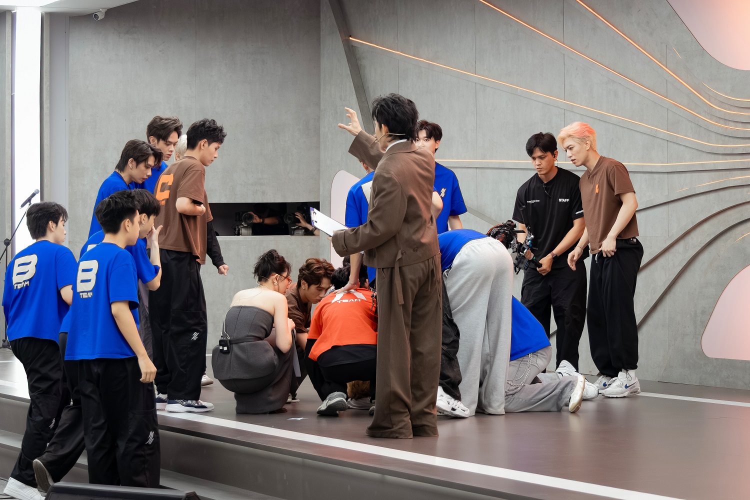 Mỹ nam Lật Mặt 8 được Tóc Tiên hết lòng săn đón là ai?- Ảnh 2.