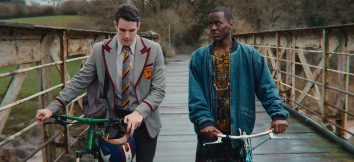 Thức xuyên đêm xem phim "Sex education", tôi nhận ra mình đã mất cả tuổi thanh xuân để hận thù vô lý- Ảnh 1.