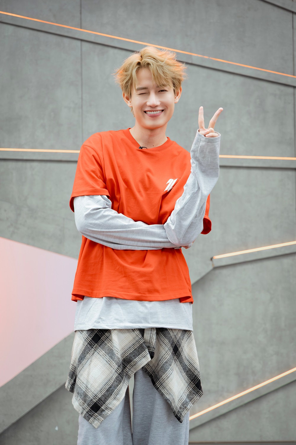 Mỹ nam Lật Mặt 8 được Tóc Tiên hết lòng săn đón là ai?- Ảnh 1.