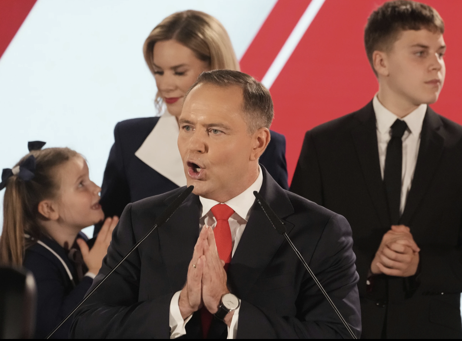 Tân tổng thống Ba Lan phản đối Ukraine gia nhập NATO là ai? - Ảnh 1.