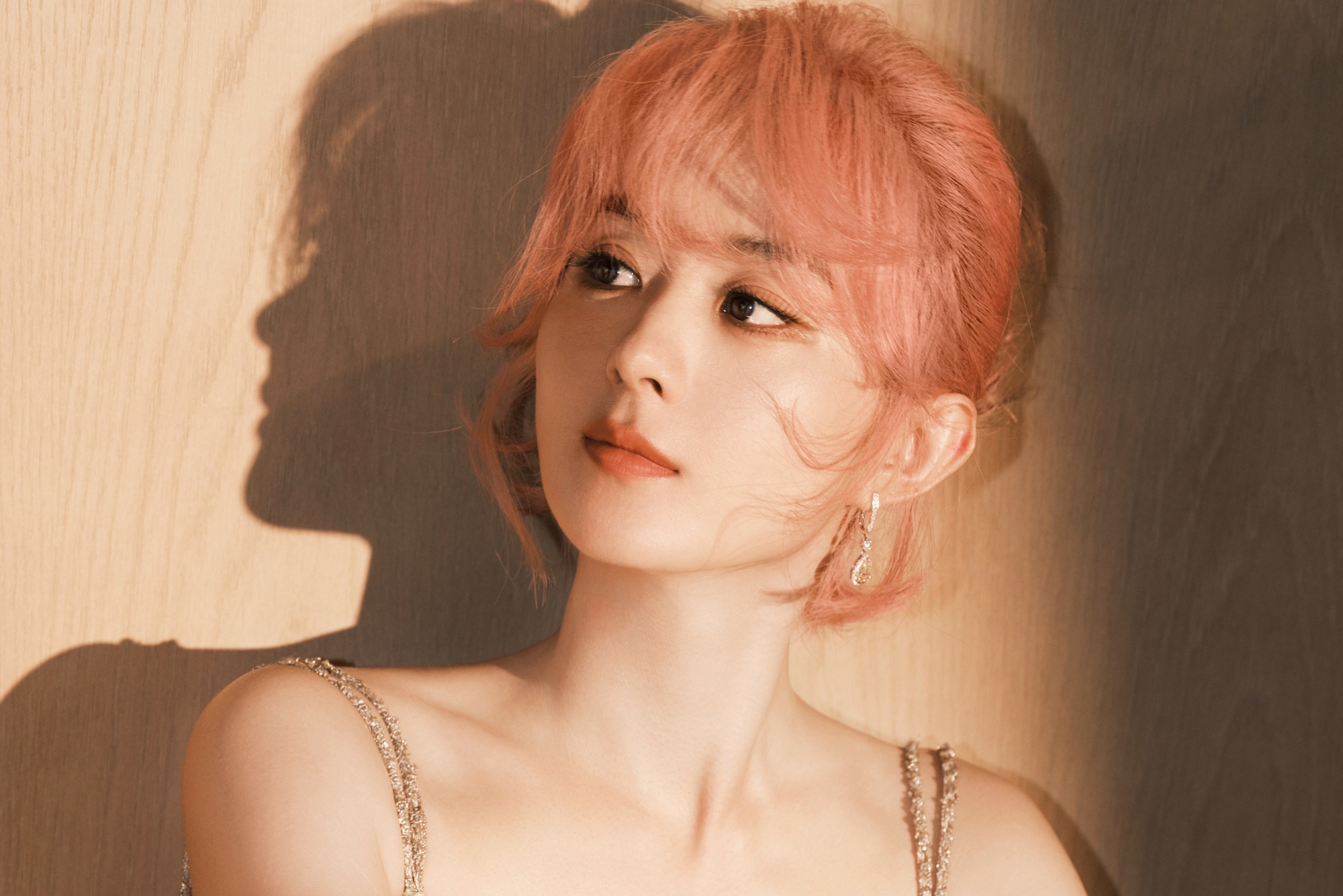 Triệu Lệ Dĩnh đang gặp nguy hiểm- Ảnh 2.