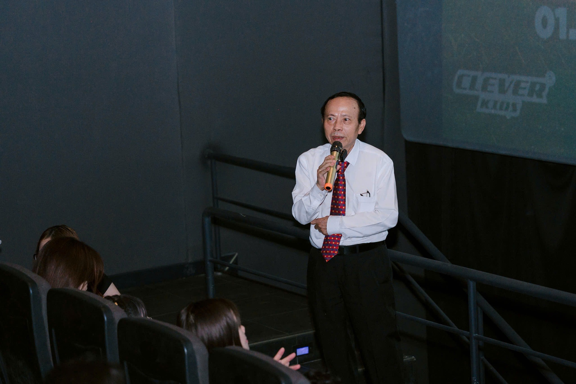 Phim "Mùa hè bất tận" ca ngợi tình bạn và lòng vị tha của tuổi học trò- Ảnh 3.