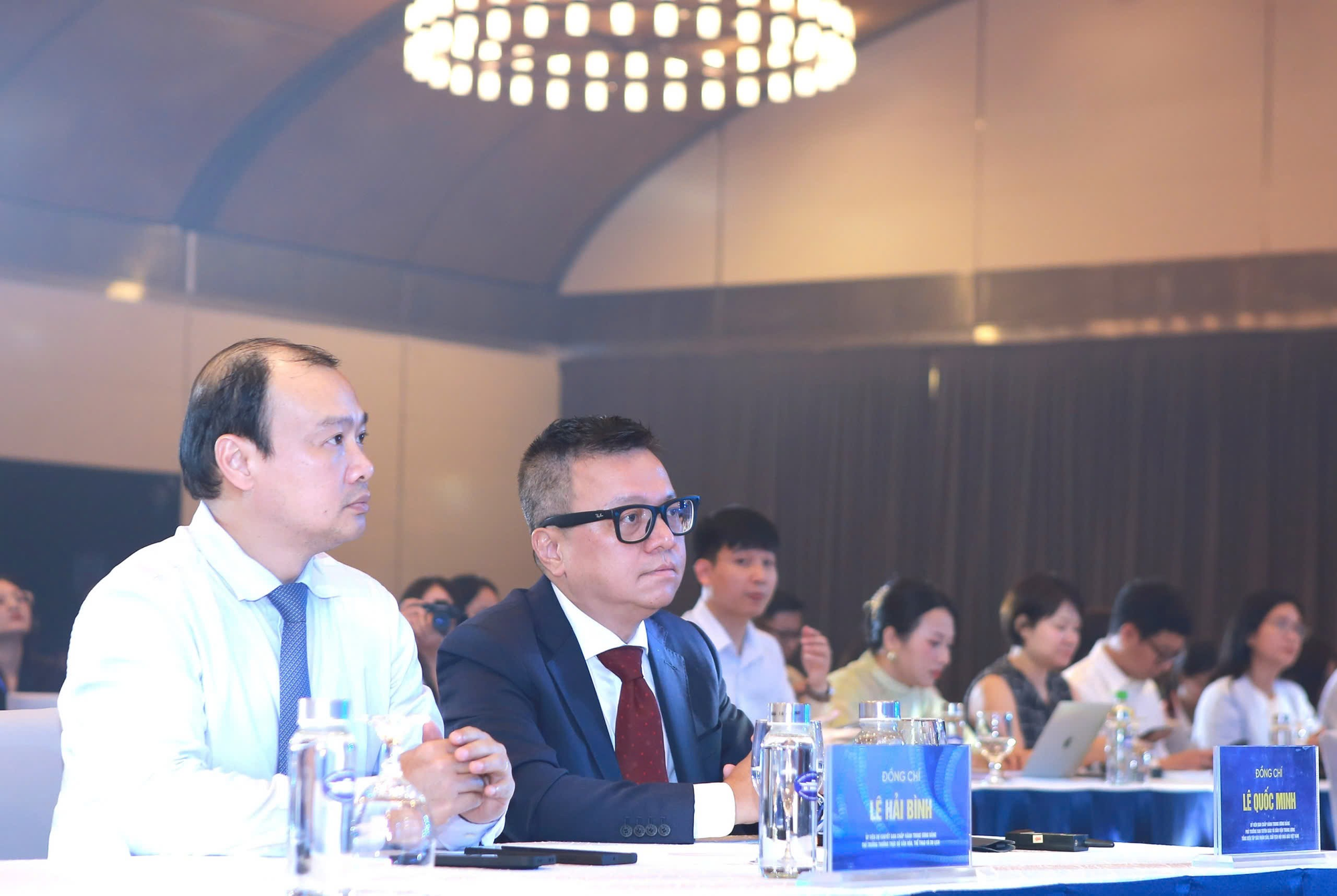 Thách thức và cơ hội của báo chí trong kỷ nguyên số: Định hình tương lai truyền thông Việt Nam - Ảnh 3. Thách thức và cơ hội của báo chí trong kỷ nguyên số: Định hình tương lai truyền thông Việt Nam - Ảnh 3.
