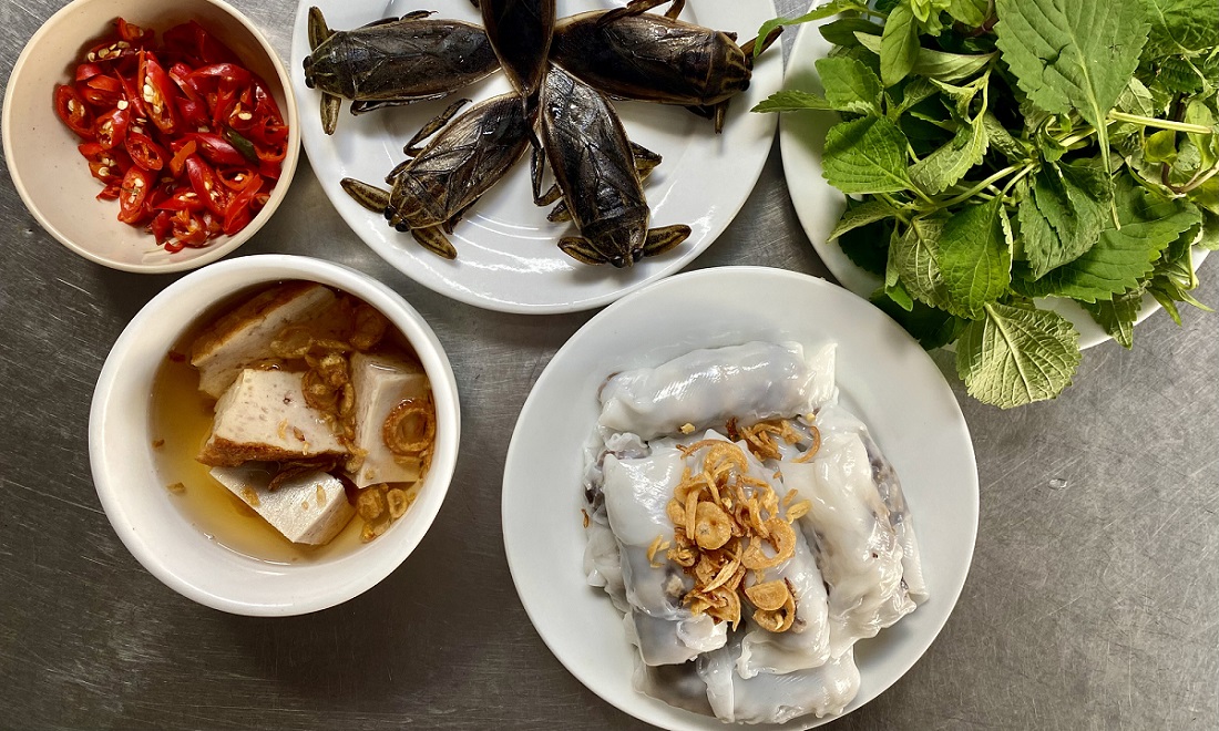 Khách Tây nhận xét: Việt Nam có 1 món vừa rẻ, vừa ngon, nhưng hầu như không tìm thấy ở nơi khác - Ảnh 4.