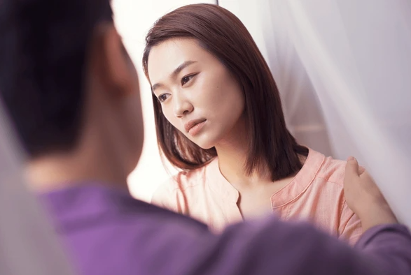 Phát hiện người yêu nói dối, tôi định vạch mặt trả thù nhưng sự thật sau đó khiến tôi nghẹn lời và không thể căm hận nổi- Ảnh 1.
