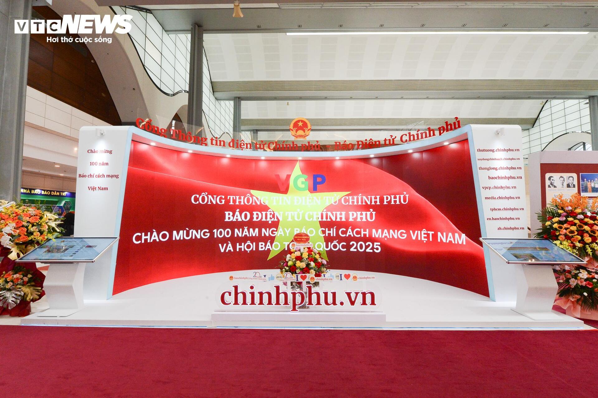 - Ảnh 17. - Ảnh 17.