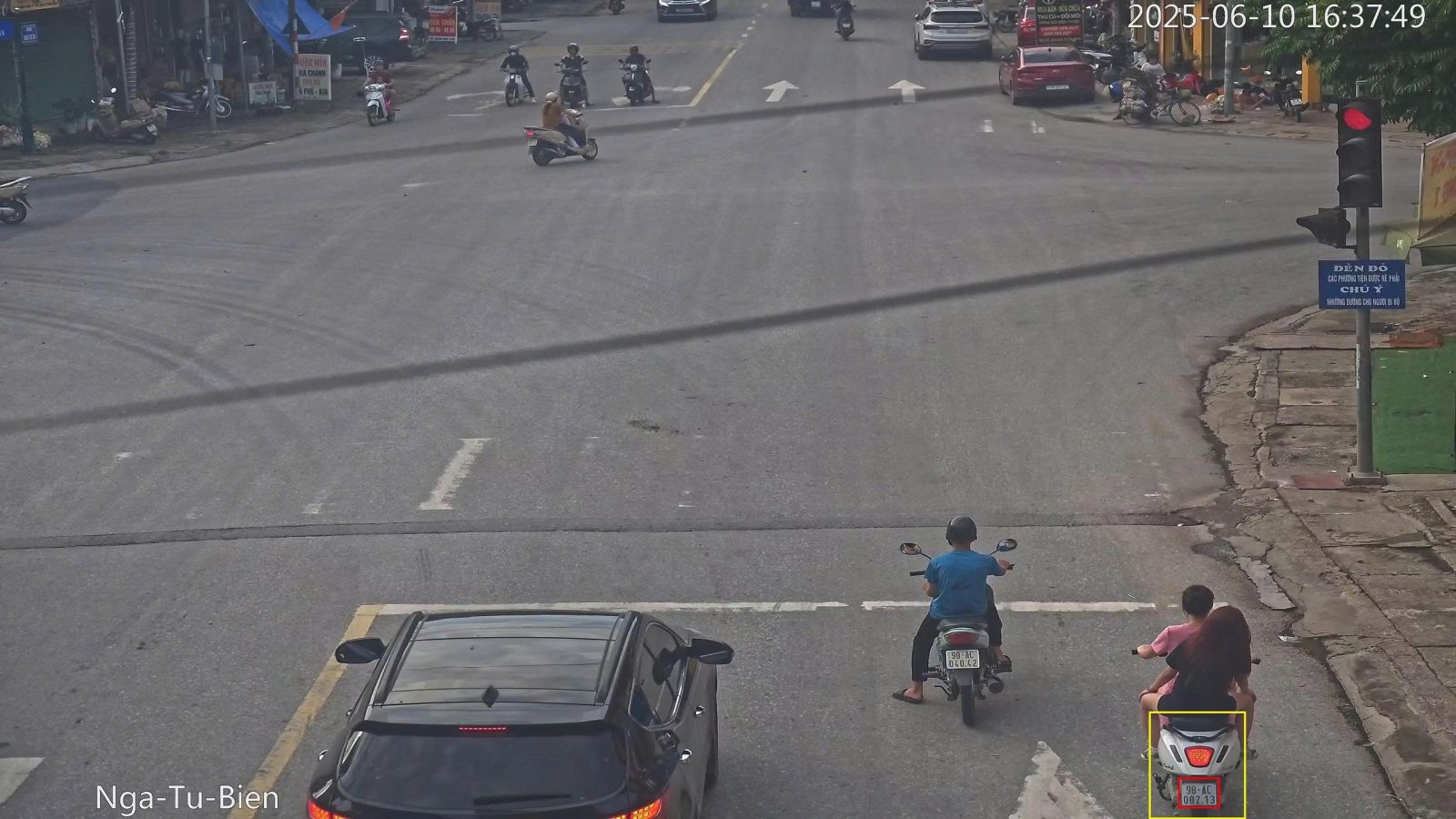 Xe máy vi phạm giao thông bị phạt nguội theo Nghị định 168 - Ảnh 1.