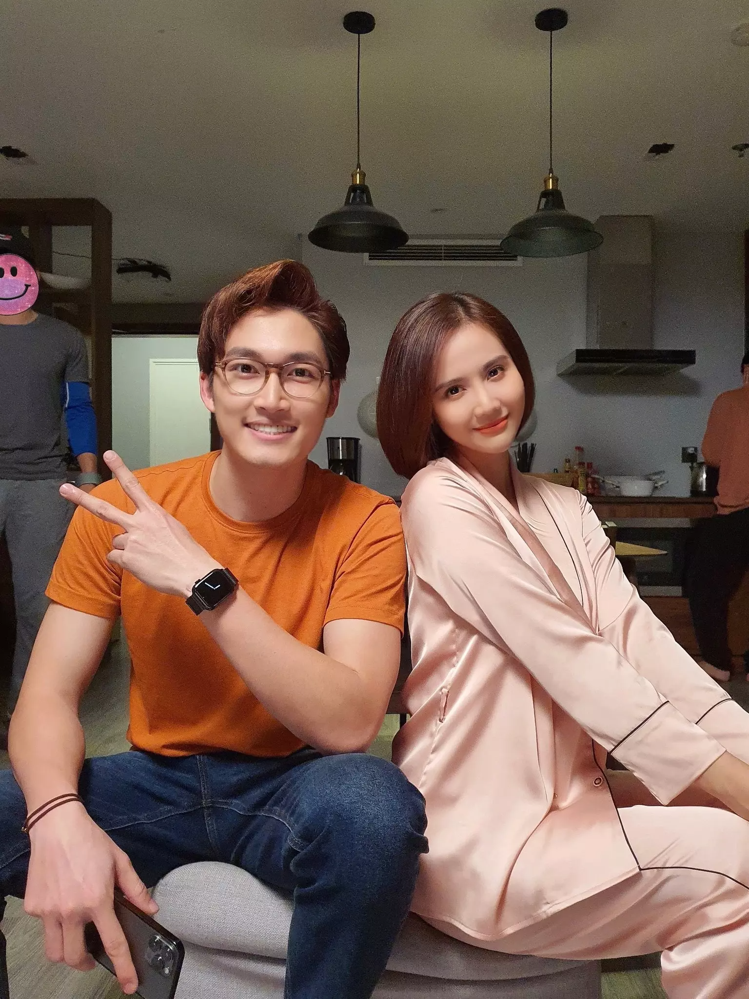 Hồ sơ tình ái của Đình Tú: Từng yêu mẹ đơn thân 5 năm, vướng "phim giả tình thật" với loạt mỹ nhân VTV - Ảnh 9. Hồ sơ tình ái của Đình Tú: Từng yêu mẹ đơn thân 5 năm, vướng "phim giả tình thật" với loạt mỹ nhân VTV - Ảnh 9.