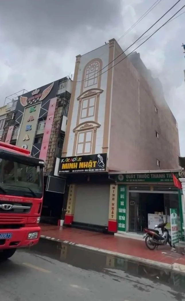 Cháy quán karaoke Minh Nhật ở Hải Phòng khiến một người tử vong - Ảnh 2.